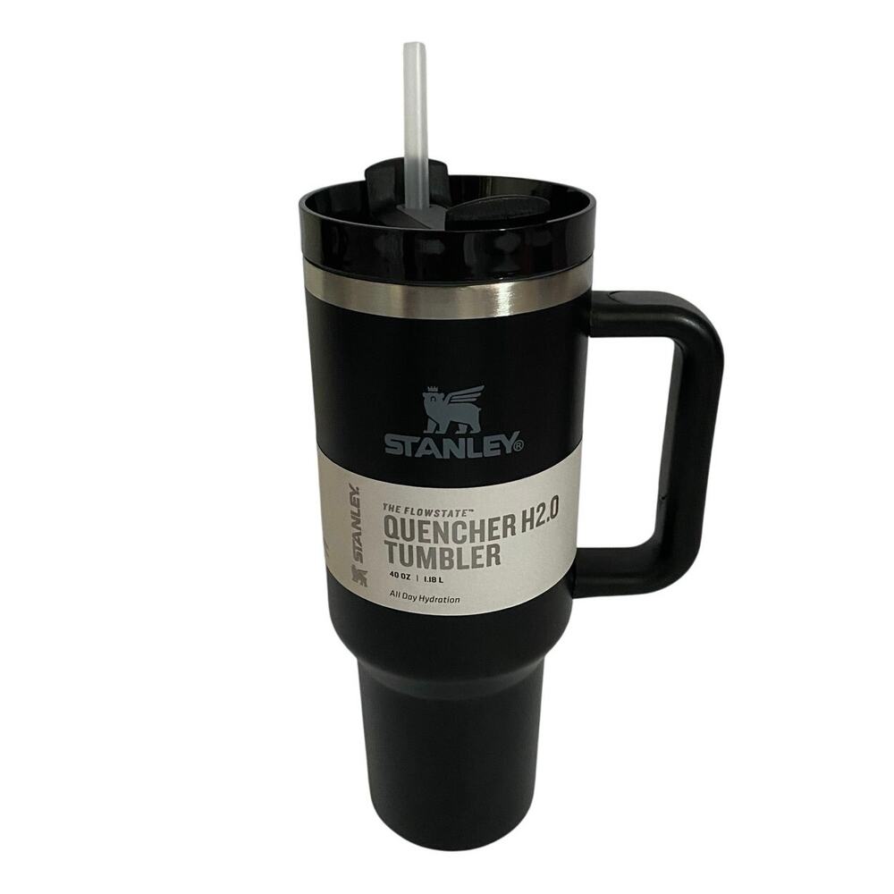 Stanley Quencher H2.0 FlowState Tumbler 40oz charcoal glow